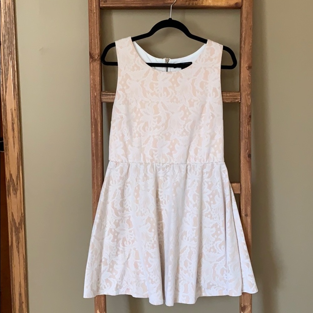 Nude Lace above the knee Cocktail Dress